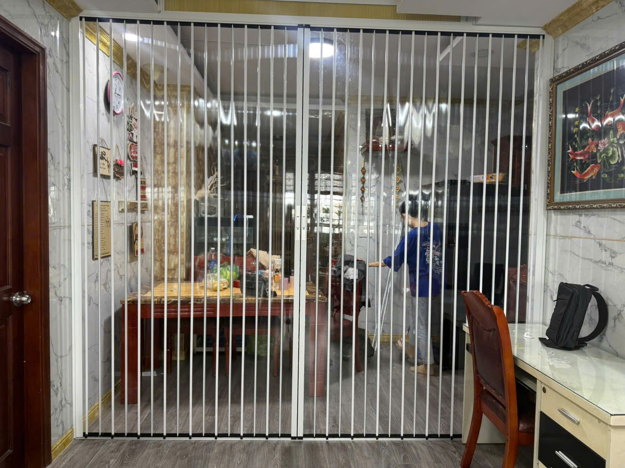 Vách Ngăn Trong Suốt Dạng Xếp ( Di Động)